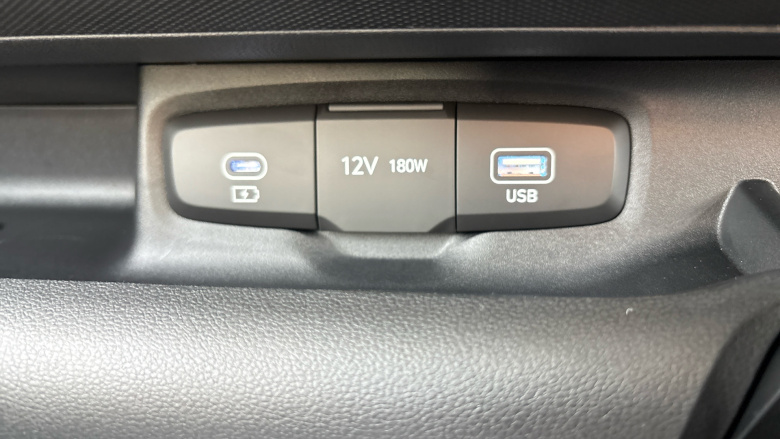 Hyundai INSTER 85kW 01 49kWh 5dr Auto Electric Hatchback